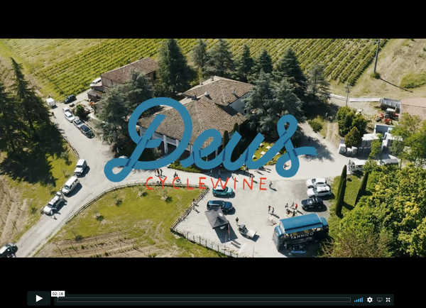 Deus Cyclewine - Cantine Ariola